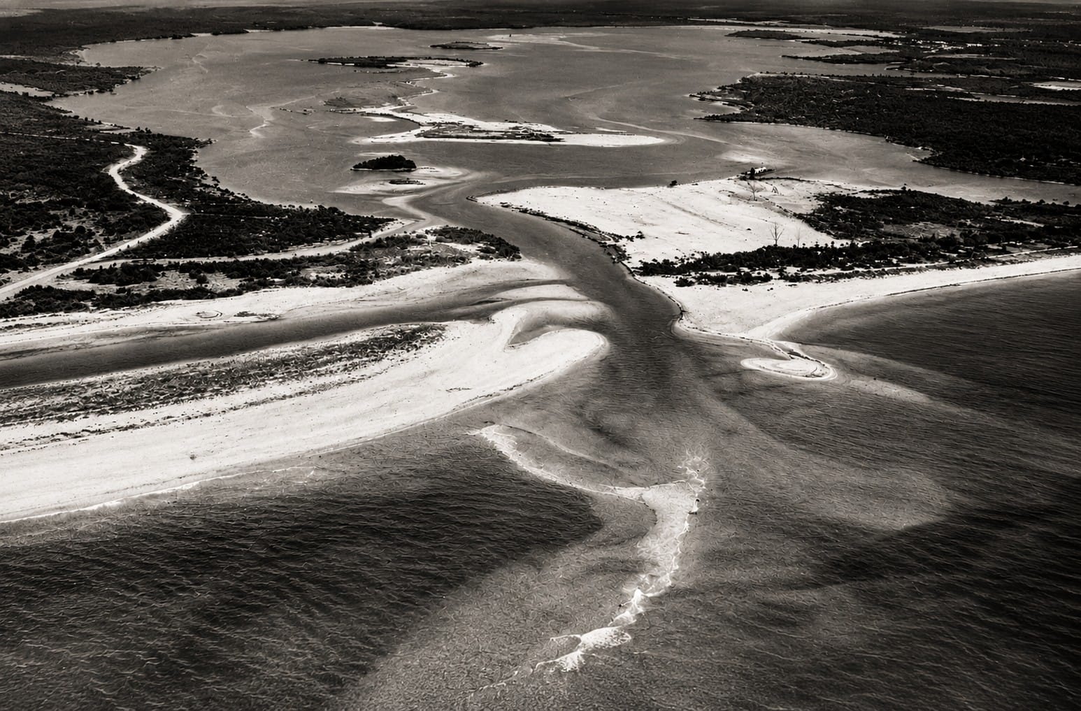 Historic aerial photograph of Casey's Pass before the construction of Venice Inlet